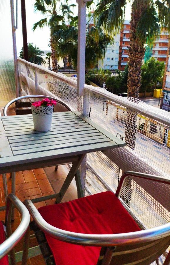 Encantador Apartamento Frente A La Playa De Bara Roda de Bará Buitenkant foto